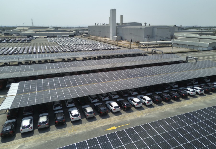 ระบบโซลาร์เซลล์ Solar Carport ของบ้านปูรองรับ renewable energy คือทางออกด้านพลังงานสะอาดของภาคธุรกิจ"
